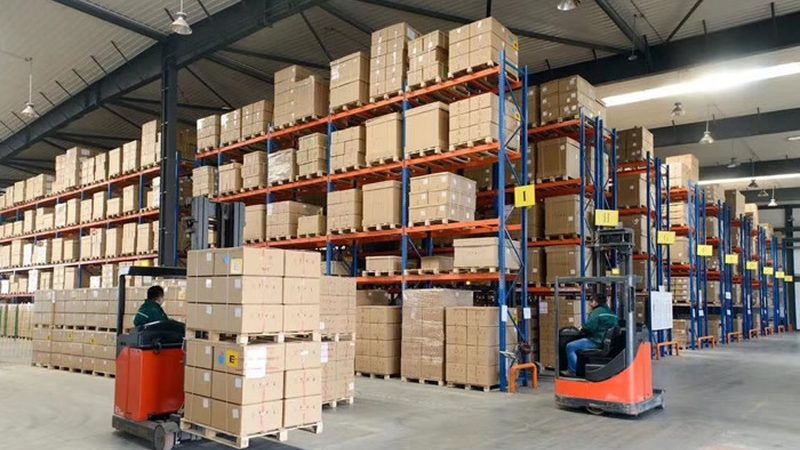 300公斤承重，轻型货架适用场景解析